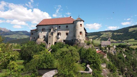 Castello di Rodengo