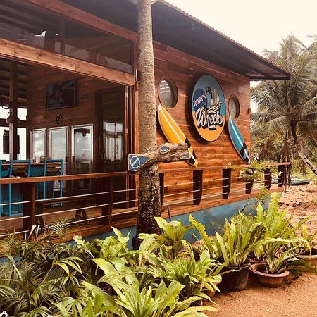 Rory's Beach Bar